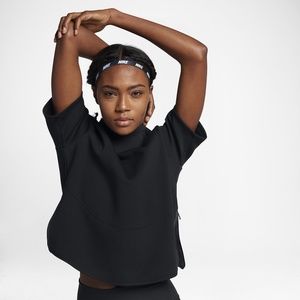 Nike Dry Women's Short Sleeve Training Top Small